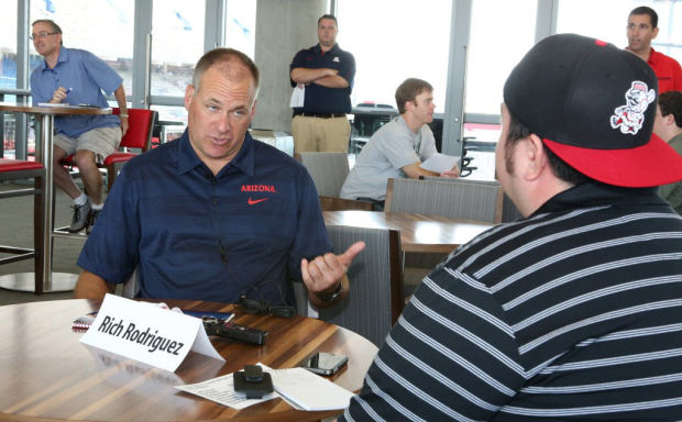Greg Hansen: Rodriguez still remaking Stoops' roster